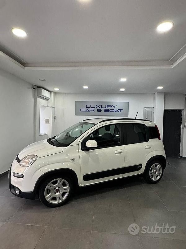 Bianco Usata 2022 Fiat Panda Red Tre volumi | 9990 € (Ottimo prezzo) - Immagine 1/4