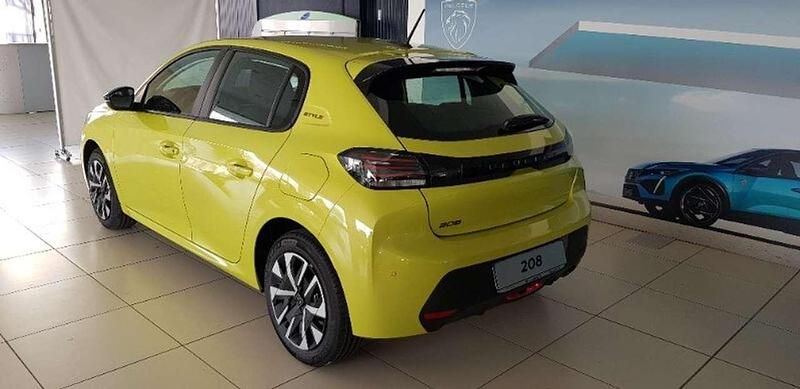 Nuova Peugeot 208 Style 101 CV (74 kW) 2025 Giallo Utilitaria
