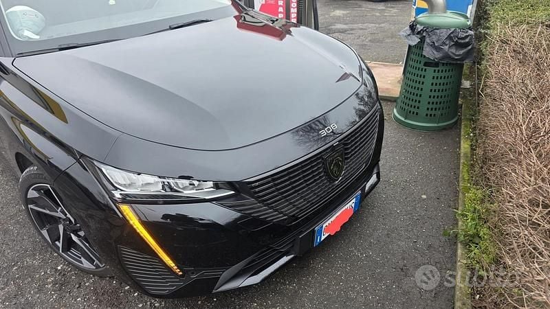 Nero Usata 2023 Peugeot 308 SW Allure Station wagon | 18.000 € - Immagine 1/4