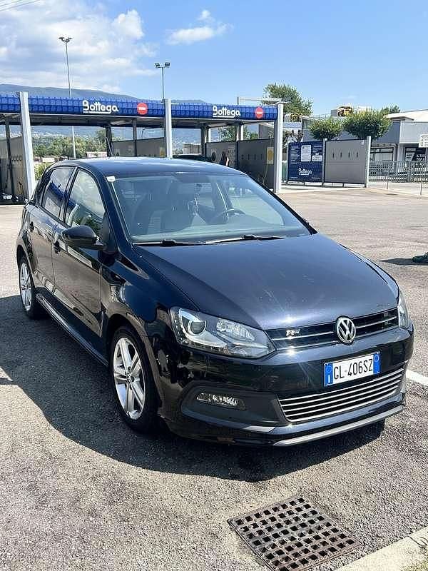 Usata 2014 VW Polo Sportline Tre volumi | 8400 € (Molto cara) - Immagine 1/4