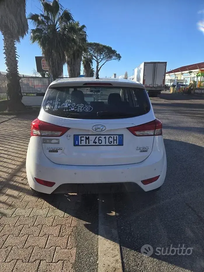 Usata Hyundai ix20 90 CV (66 kW) 2011 Bianco Utilitaria
