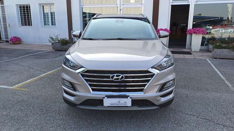 White sand Usata 2021 Hyundai Tucson SUV | 22.900 € (Buon prezzo) - Immagine 1/4