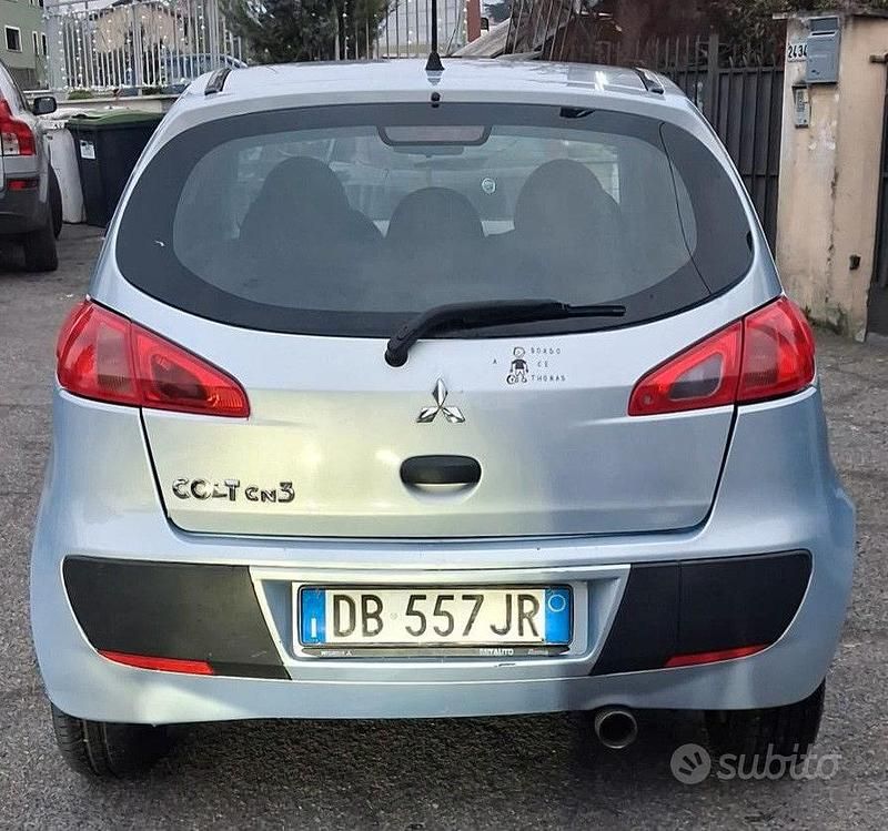Usata Mitsubishi Colt 90 CV (66 kW) 2007 Grigio Utilitaria