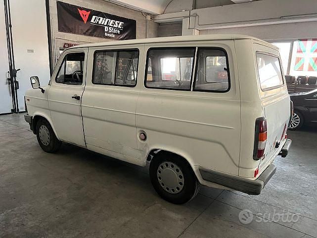 Occasion Ford Transit 1985 Blanc Monospace
