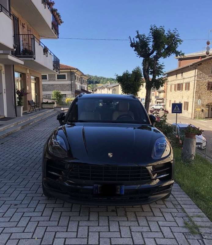 Usata 2020 Porsche Macan SUV | 44.900 € (Super prezzo) - Immagine 1/4