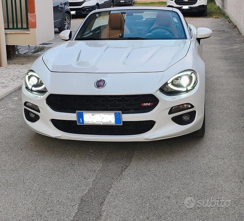 Usata Fiat 124 Spider Lusso 2017 Bianco Cabrio