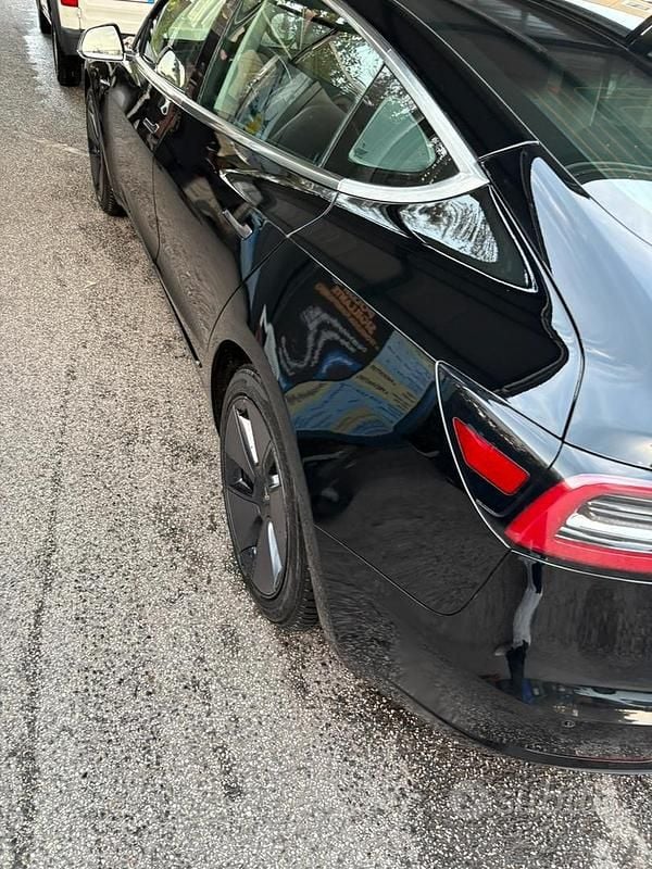 Usata Tesla Model 3 100 kW (136 CV) 2020 Nero Berlina