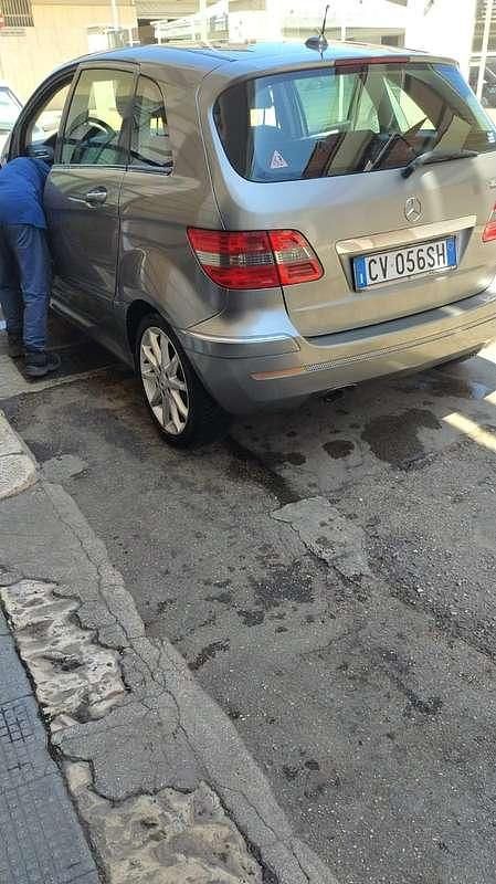 Usata Mercedes B180 109 CV (80 kW) 2007 Monovolume