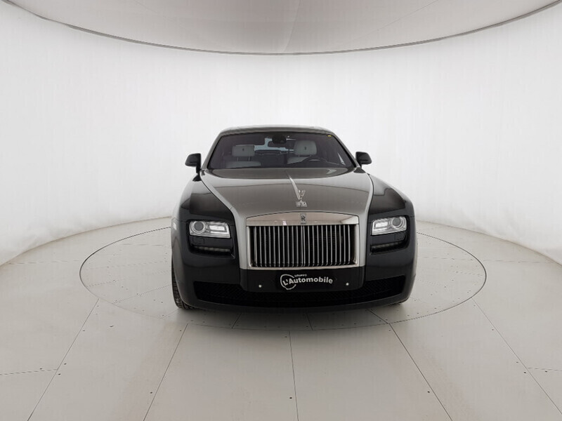Usato 2012 Rolls Royce Ghost 6.6 Benzin 571 CV (122.900 €)
