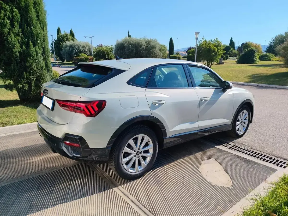 Usata Audi Q3 Business Plus 150 CV (110 kW) 2025 Argento SUV