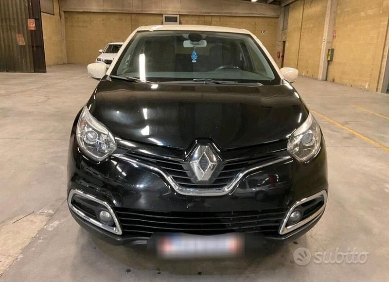 Usata Renault Captur 90 CV (66 kW) 2014 Nero SUV