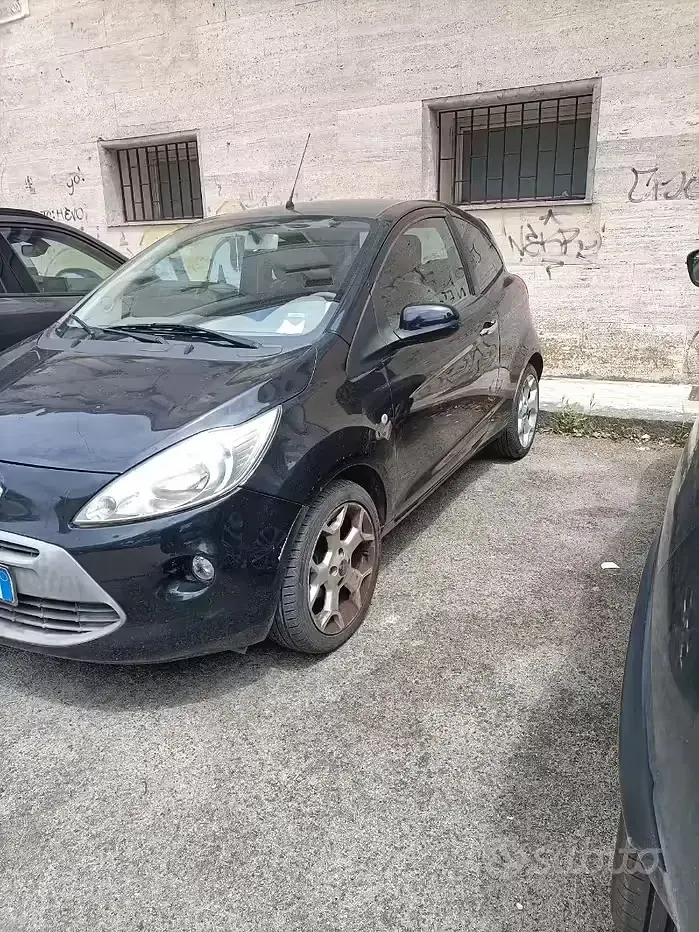 Usata Ford Ka 69 CV (50 kW) 2010 Nero Utilitaria