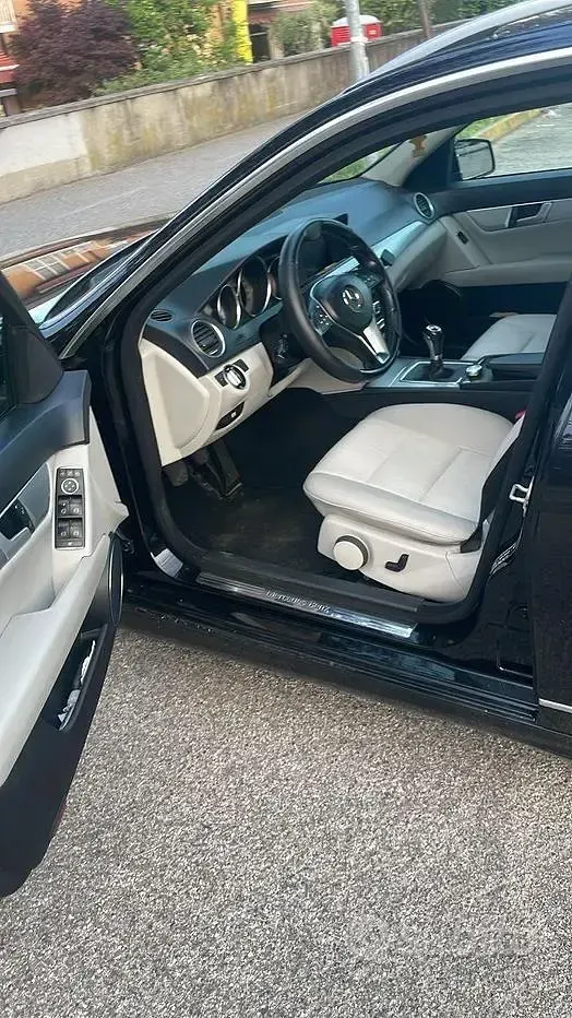 Usata Mercedes C220 170 CV (125 kW) 2012 Station wagon