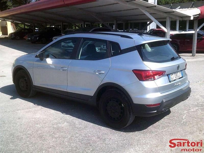 Begagnad Seat Arona Reference 95 HK (69 kW) 2024 Silver SUV
