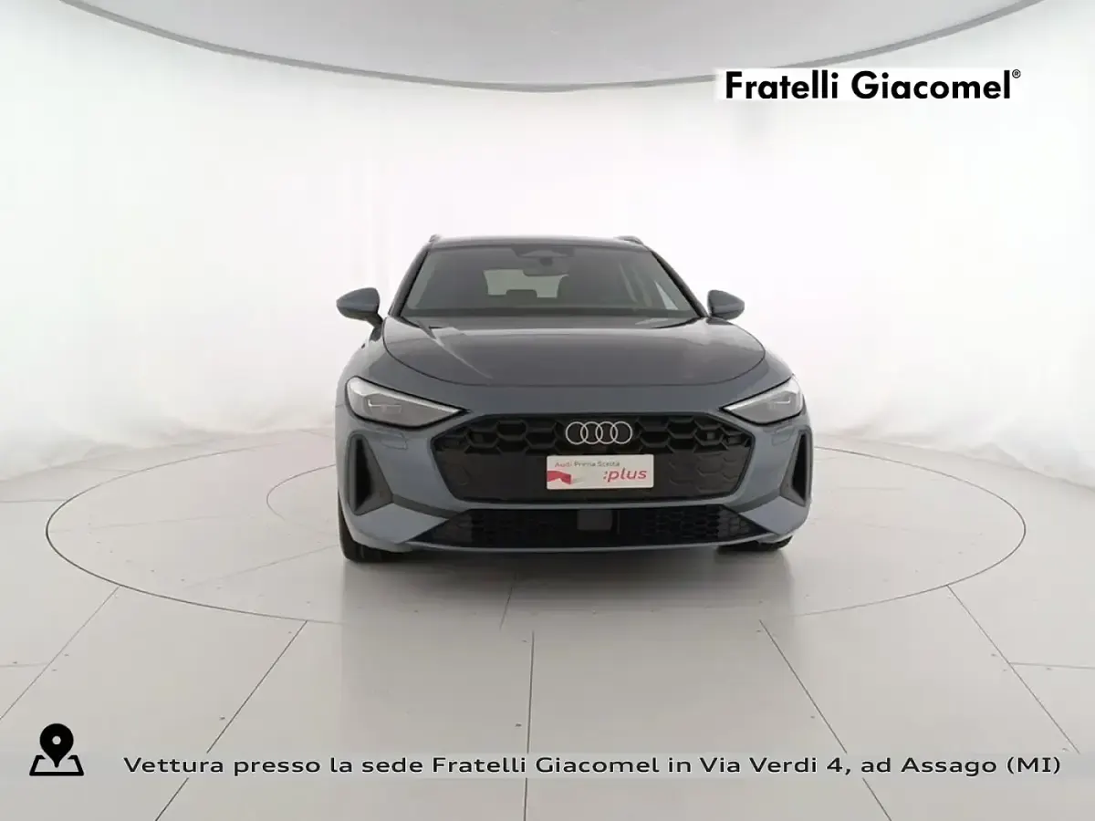 Gebraucht Audi A5 Ambiente 204 PS (150 kW) 2025 Blau Kombi