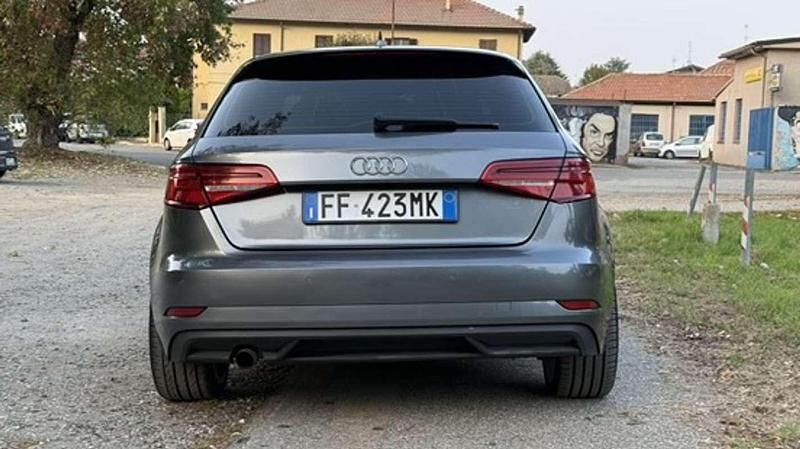 Usata Audi A3 Business 110 CV (80 kW) 2016 Grigio Berlina