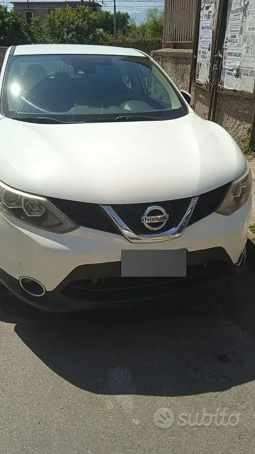 Usata Nissan Qashqai 131 CV (96 kW) 2014 Bianco SUV