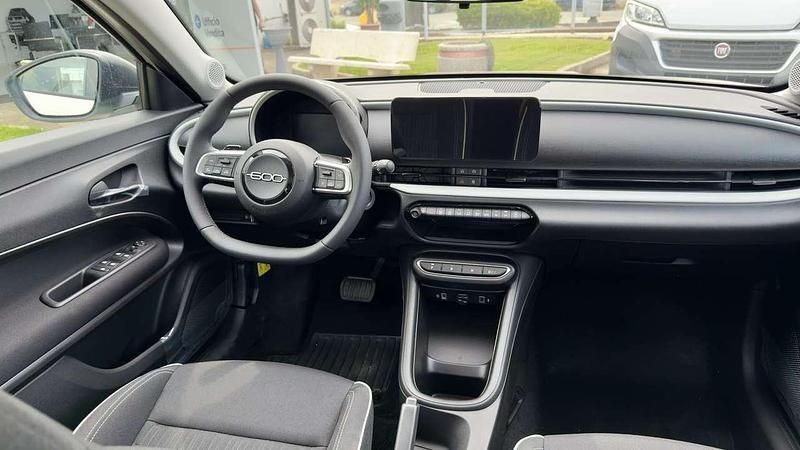 Nuova Fiat 600 136 CV (100 kW) 2026 Bianco SUV