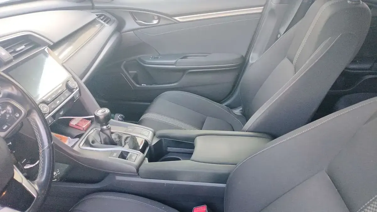 Usata Honda Civic Elegance 120 CV (88 kW) 2020 Berlina