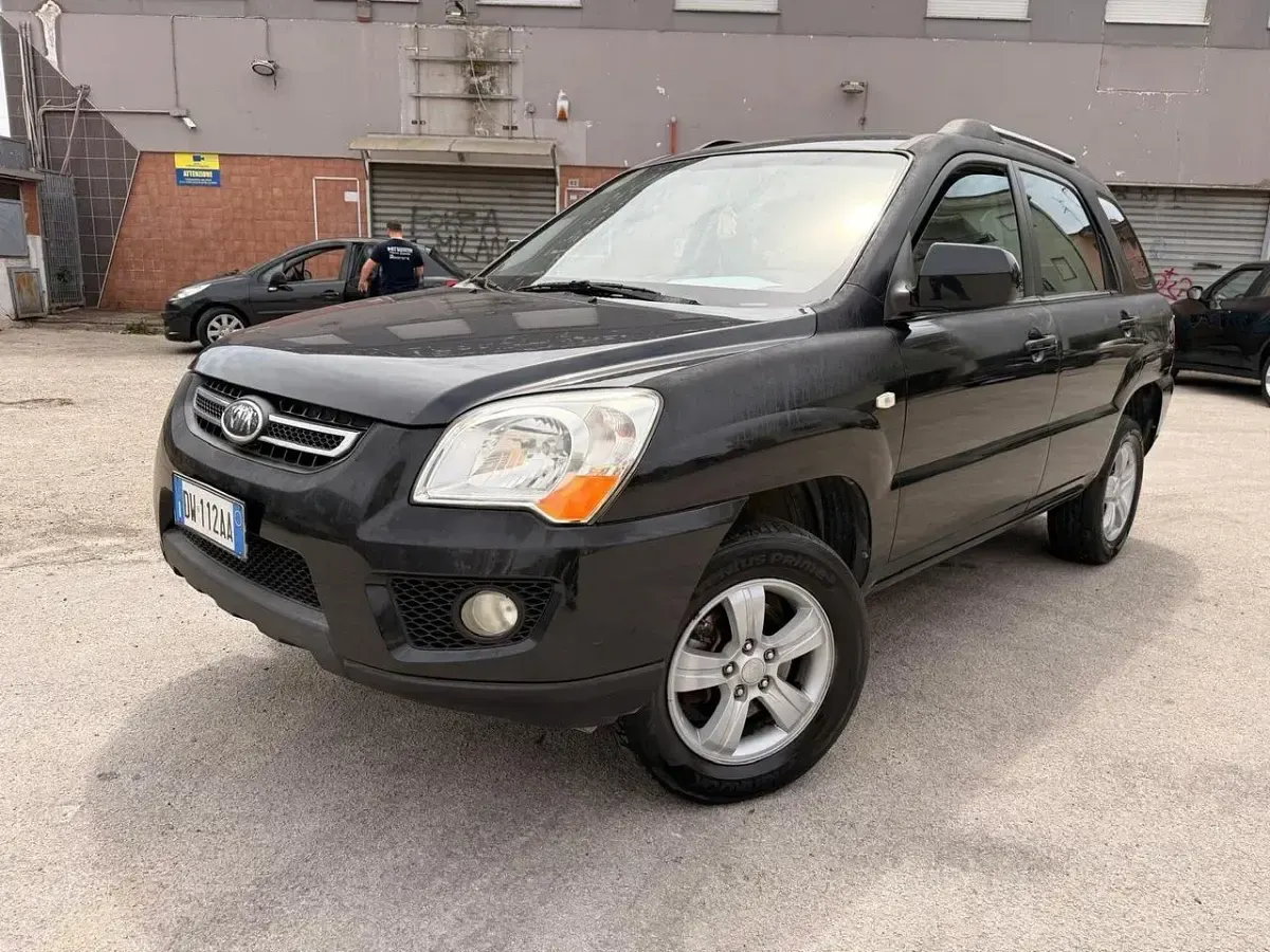 Second-hand Kia Sportage Active 141 CP (103 kW) 2009 Negru SUV