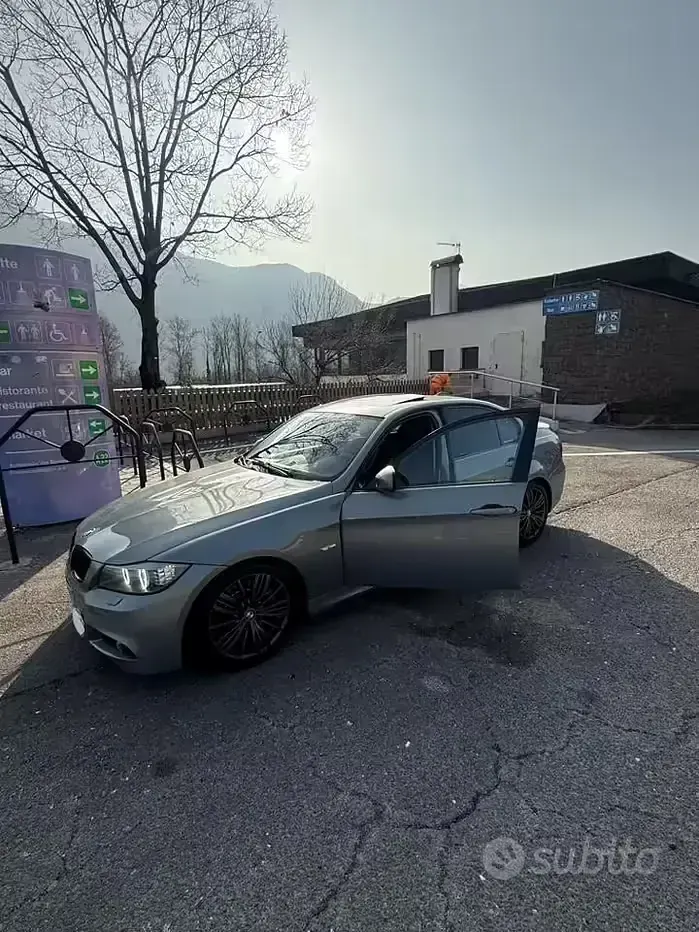 Usata BMW 320 M Sport 163 CV (119 kW) 2005 Grigio Berlina