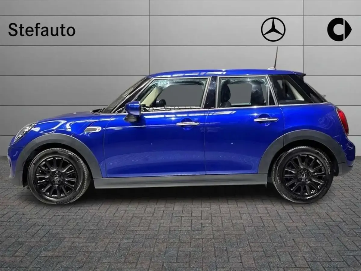 Usata Mini ONE 102 CV (75 kW) 2020 Blu Utilitaria