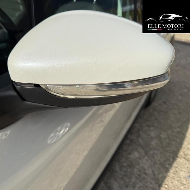 Usata Peugeot 2008 S 101 CV (74 kW) 2019 Bianco SUV