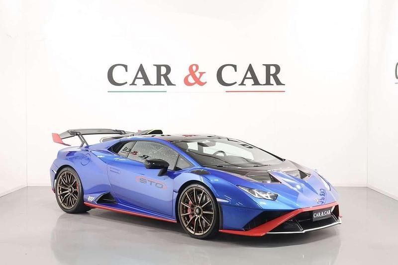 Usata Lamborghini Huracán 639 CV (469 kW) 2023 Blu/azzurro Coupé
