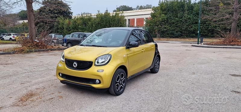 Giallo Usata 2019 Smart ForFour Prime Utilitaria | 11.499 € (Cara) - Immagine 1/4