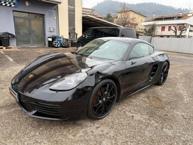 Usata 2021 Porsche 718 Cayman Coupé | 28.900 € - Immagine 1/4