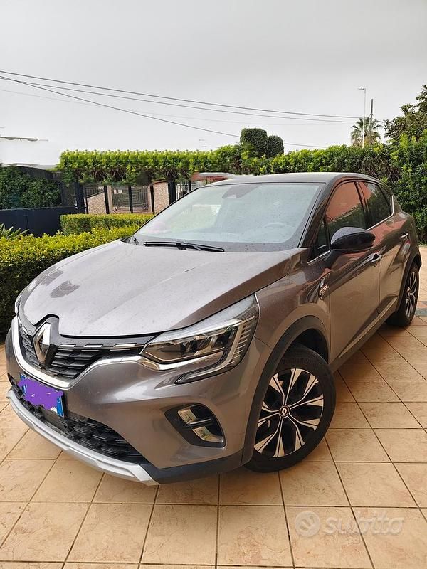 Usata Renault Captur Techno 100 CV (73 kW) 2023 SUV