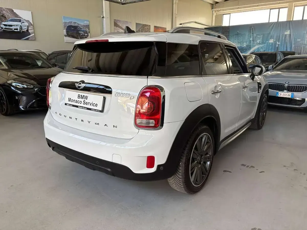 Usata Mini Cooper D Countryman Business 150 CV (110 kW) 2018 Light bianco SUV