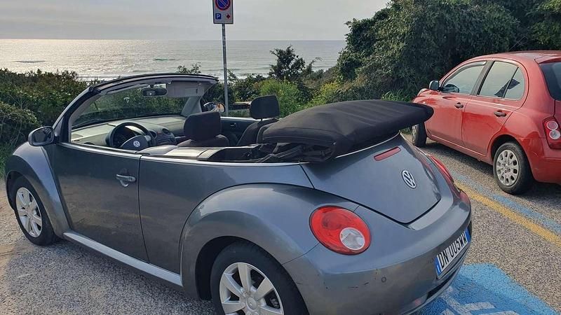 Usata VW New Beetle 105 CV (77 kW) 2008 Utilitaria