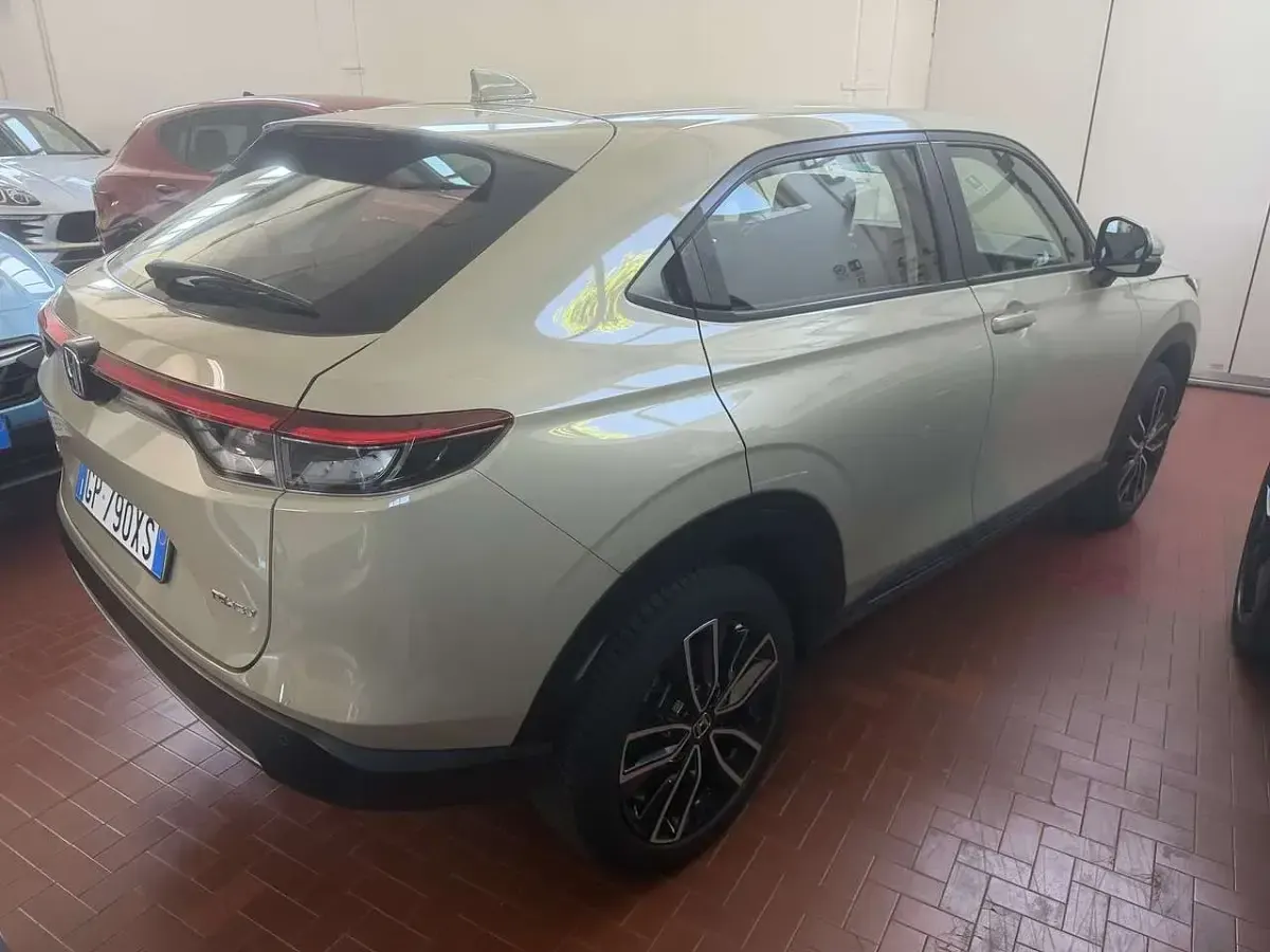 Usata Honda HR-V Elegance 107 CV (78 kW) 2023 Beige SUV