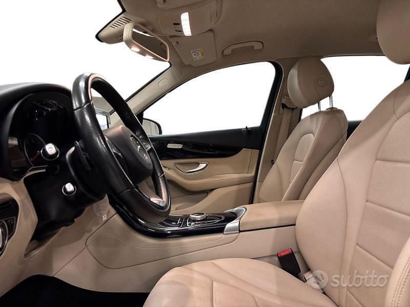 Usata Mercedes GLC250 Business 204 CV (150 kW) 2017 Blu SUV