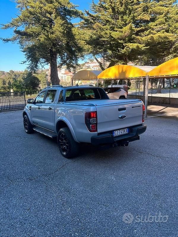 Usata Ford Ranger Wildtrack 213 CV (156 kW) 2022 Grigio Pick-up