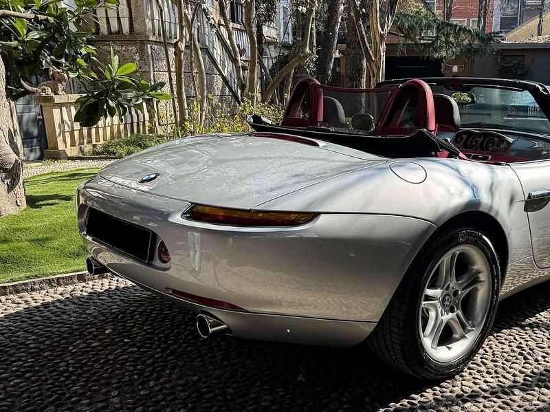 Usata BMW Z8 400 CV (294 kW) 2000 Titanium silver metallic Cabrio