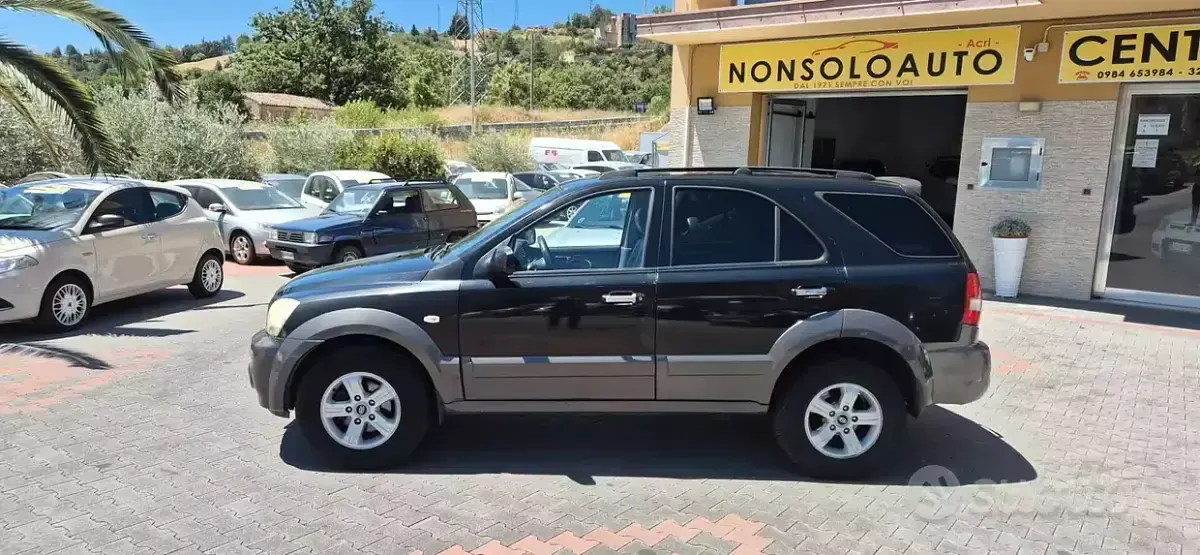 Usata Kia Sorento Active 140 CV (102 kW) 2005 Nero SUV