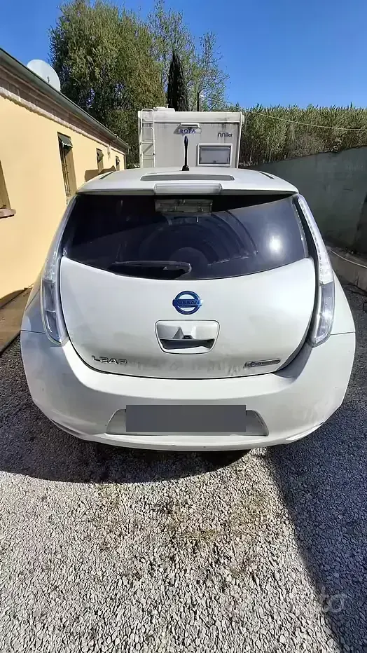 Usata Nissan Leaf 80 kW (109 CV) 2013 Bianco Utilitaria