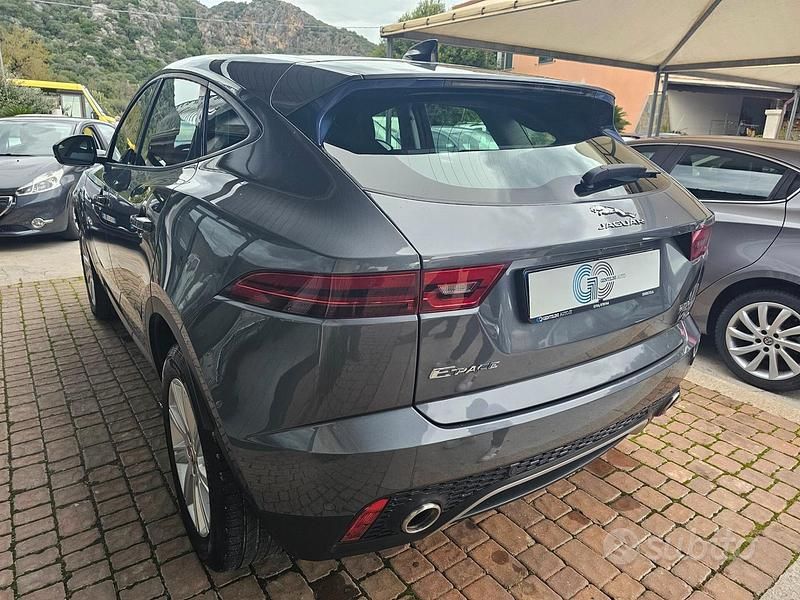 Gebraucht Jaguar E-Pace R-Dynamic 150 PS (110 kW) 2020 Grau SUV