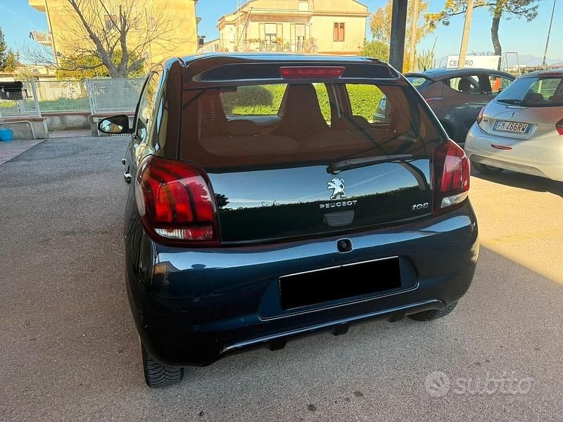 Usata Peugeot 108 Allure 70 CV (51 kW) 2017 Grigio Berlina