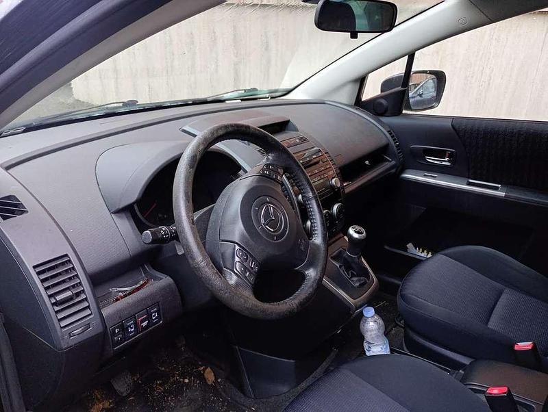 Usata Mazda 5 Dynamic 143 CV (105 kW) 2010 Nero Monovolume