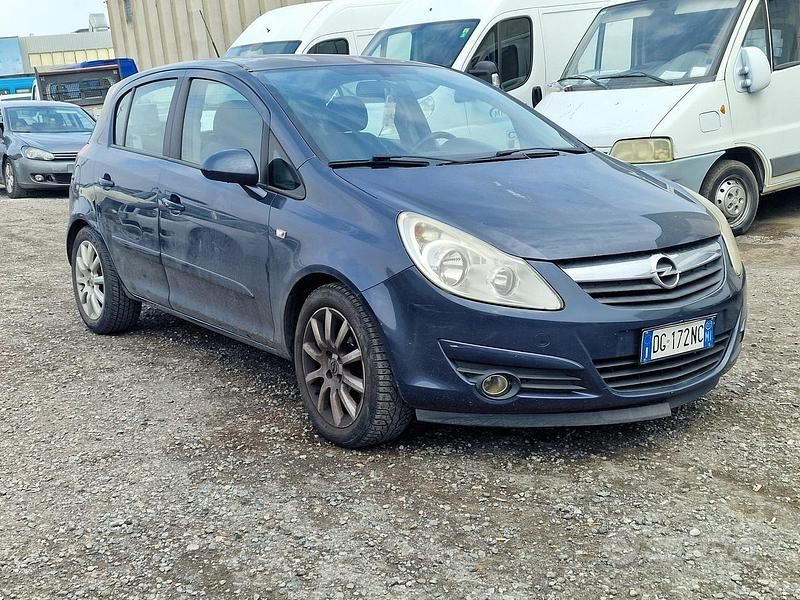 Usata Opel Corsa 2006 Blu Utilitaria