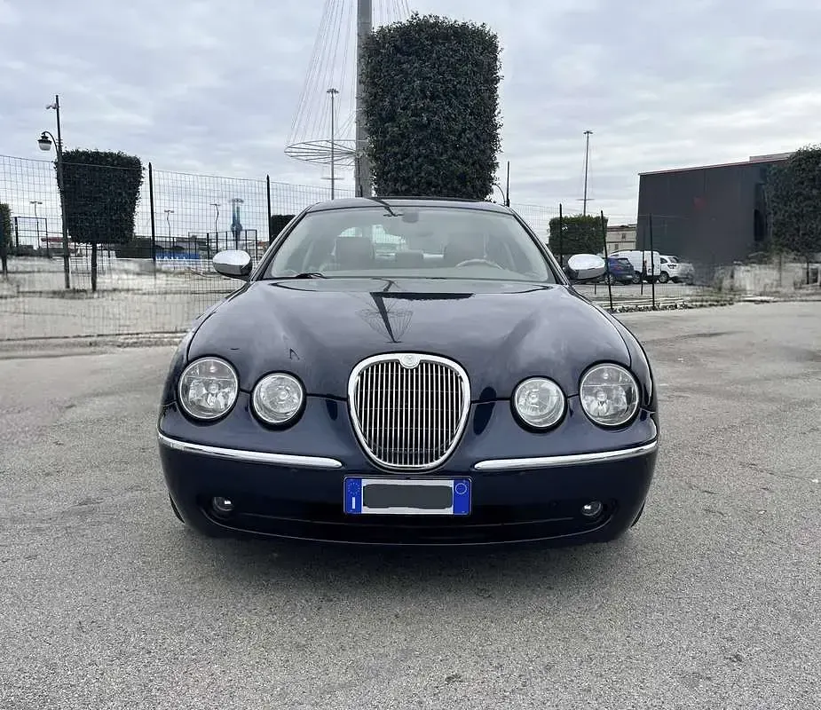 Usata Jaguar S-Type Executive 207 CV (152 kW) 2006 Blu/azzurro Berlina