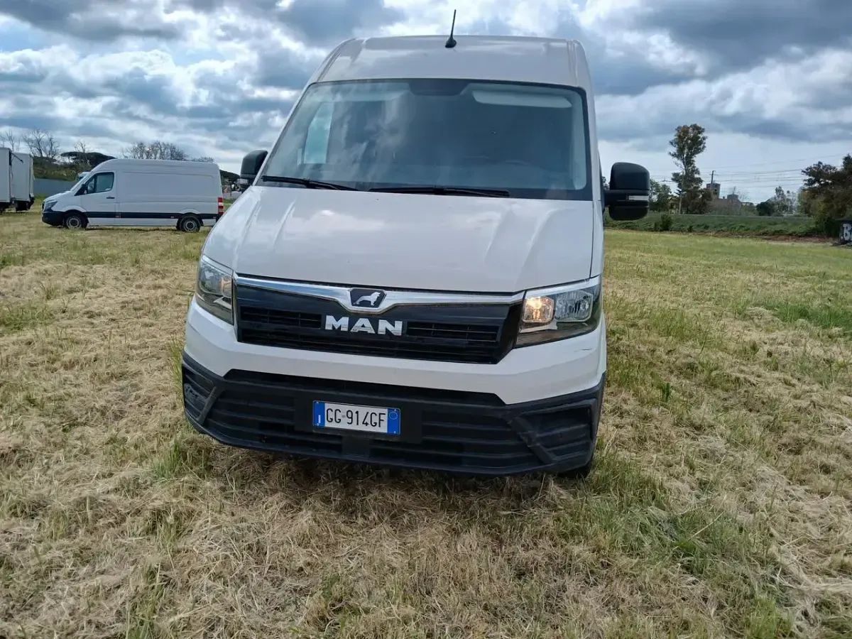 Usata MAN TGE 140 CV (102 kW) 2021 Bianco Furgone