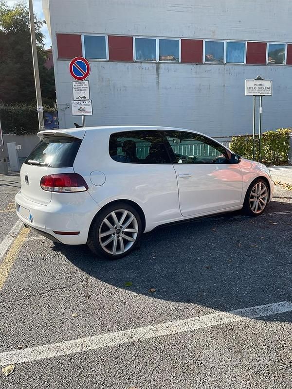Usata VW Golf VI GTD 170 CV (125 kW) 2010 Bianco Utilitaria