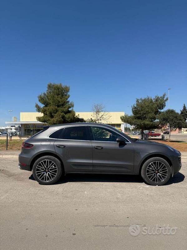 Usata Porsche Macan 250 CV (183 kW) 2016 Grigio SUV