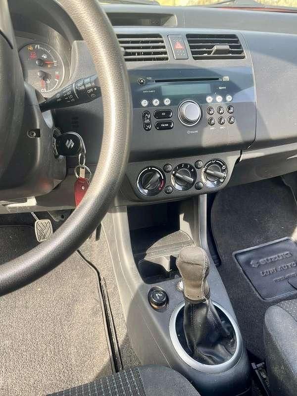 Usata Suzuki Swift GL 91 CV (66 kW) 2006 Berlina