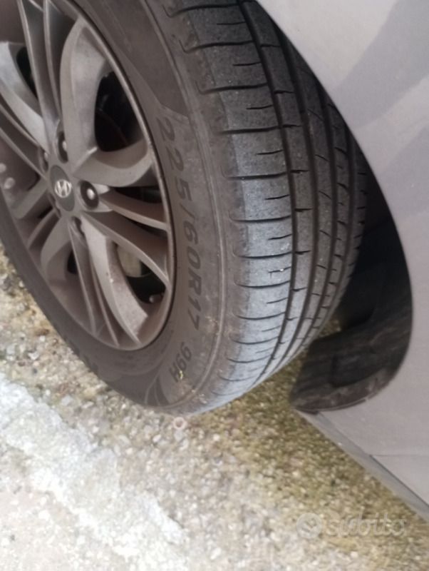 Usata Hyundai ix35 Xpossible 115 CV (84 kW) 2014 Grigio SUV