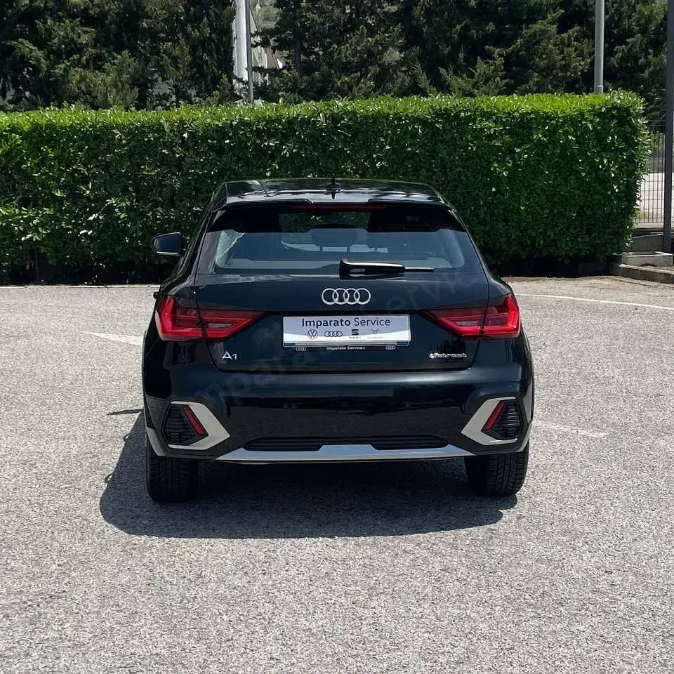 Usata Audi A1 Ambiente 110 CV (80 kW) 2022 Nero mito metallizzato SUV